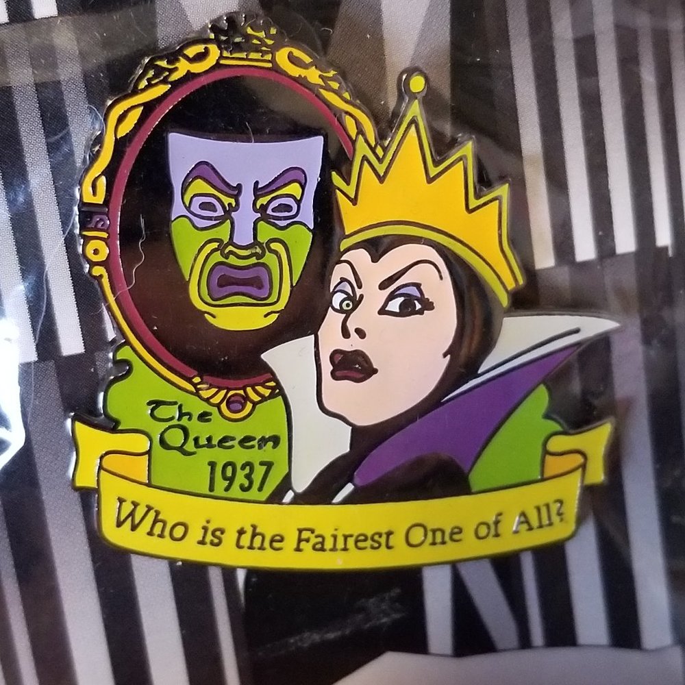 Snow White "The Queen" 2000 Collector Enamel Pin